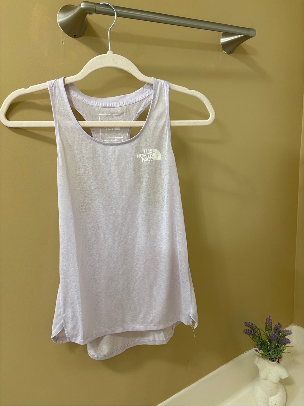 5/$20 The North Face Lightweight Racerback Tank Lavender S - Picture 2 of 6